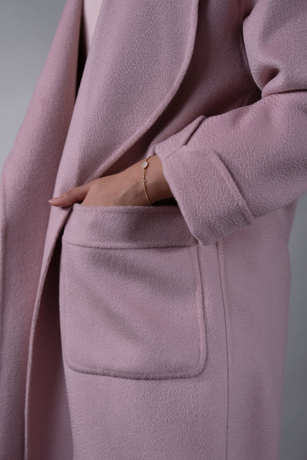 Light Pink. Woolen Coat